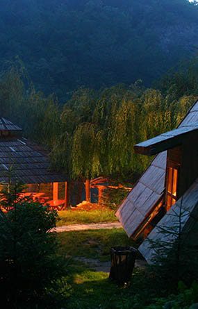 accommodation at camp encijan-min